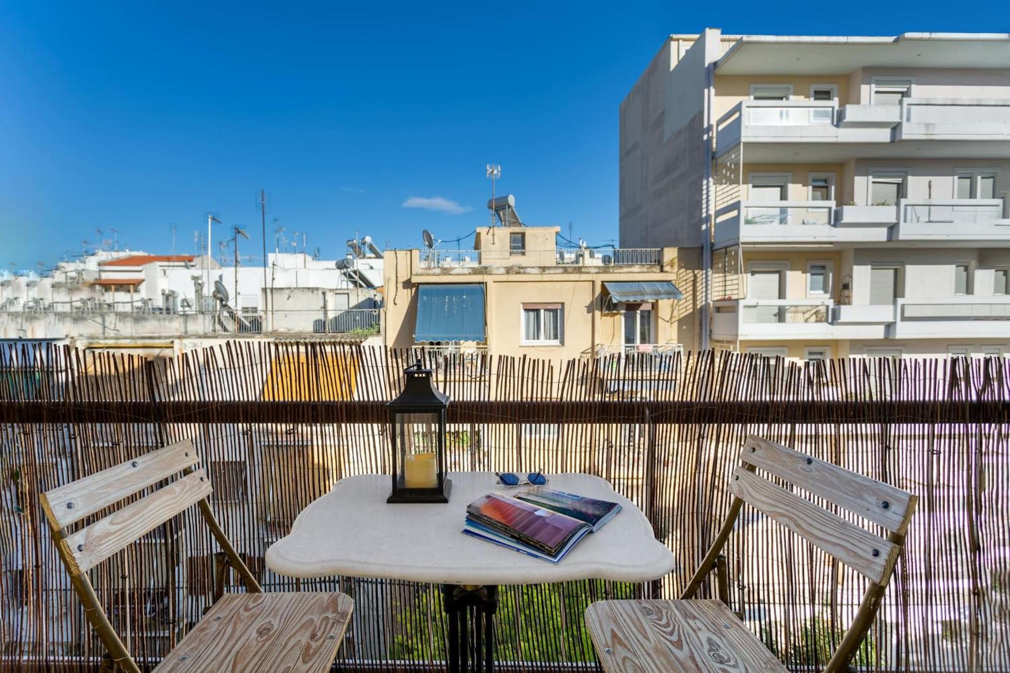 Bright, Calming Retreat With A Balcony Near Metro! Apartment Athens Exterior photo